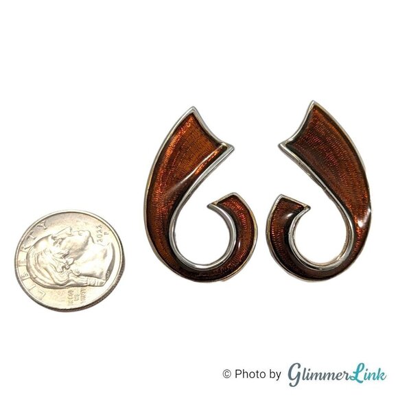 Vintage 80s Brown Enamel Curl Gold Tone Clip On Earrings - Picture 4 of 7